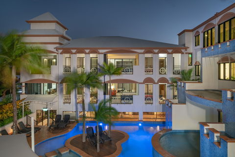 Regal Port Douglas - New Castle Holiday 0