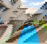 Spalding Lodge Unit 10 - New Castle Holiday