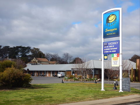 Swaggers Motor Inn - New Castle Holiday 1