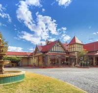 The Lodge Outback Motel - New Castle Holiday