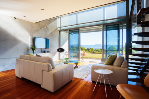 The Bunyip Retreat - New Castle Holiday 0