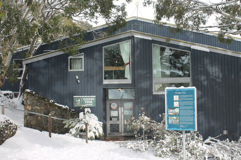 Thredbo YHA Snowy Mountains - New Castle Holiday 0