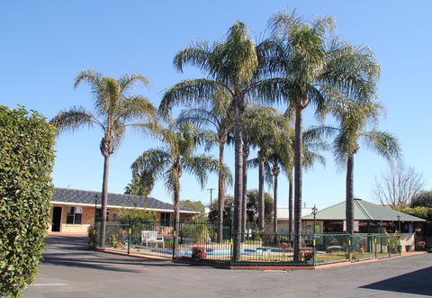 Town And Country Motor Inn - Tamworth - New Castle Holiday 0