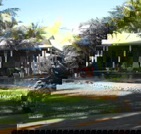 Twin Figs Country Retreat - New Castle Holiday