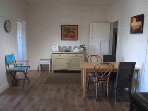 Valley Views Bed And Breakfast - New Castle Holiday 2