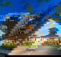 View Brisbane - New Castle Holiday