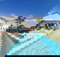 Villa St Helena - New Castle Holiday