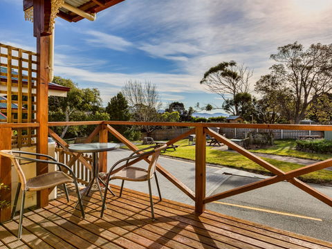 Wintersun Gardens Motel - New Castle Holiday 0