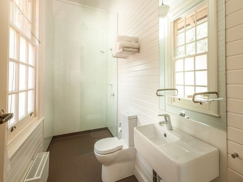 Yarrangobilly Caves House: Guest Rooms - New Castle Holiday 2