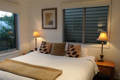 The Victoria Port Fairy - New Castle Holiday 3