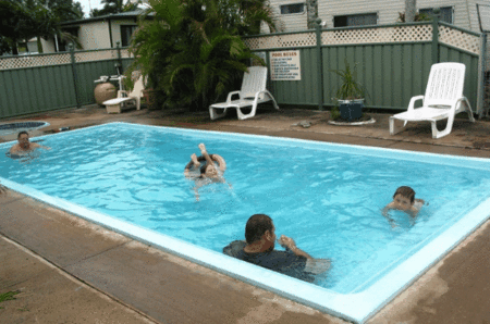 Sunrise Caravan Park - New Castle Holiday 2