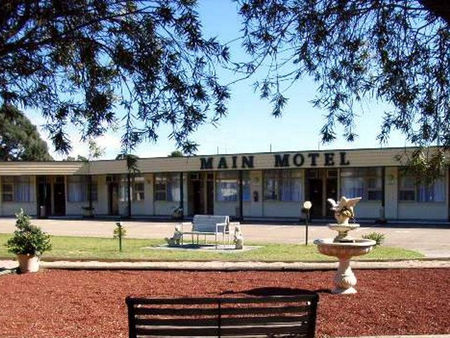 Bairnsdale Main Motel - New Castle Holiday 2