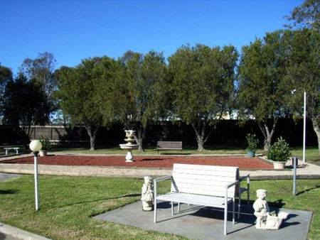 Bairnsdale Main Motel - New Castle Holiday 3
