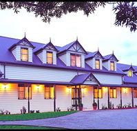 Melba Lodge - New Castle Holiday