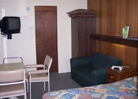 Millers Cottage Motel - New Castle Holiday 5