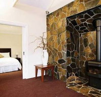 Lakes Entrance Waverley House Cottages - New Castle Holiday