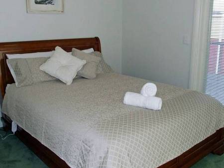 Johanssons Perch - New Castle Holiday 4