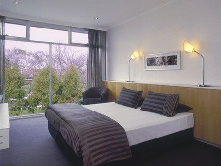 Vibe Hotel Carlton - New Castle Holiday 0