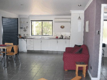 Wrens On Glenelg - New Castle Holiday 4