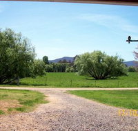 Klinwara Cottage - New Castle Holiday
