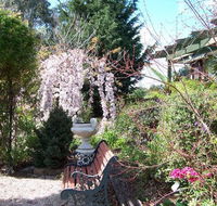 Myamba House - New Castle Holiday