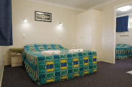 Acacia Motor Inn - New Castle Holiday