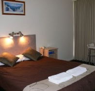 Warrina Motor Inn - New Castle Holiday