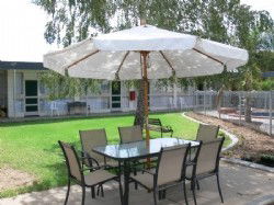 Warrina Motor Inn - New Castle Holiday 3