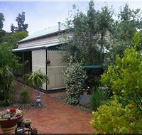 Trafalgar Cottage - New Castle Holiday