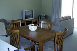 Traralgon Serviced Apartments - New Castle Holiday 3