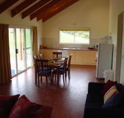 Fish Creek Farmview Cottages - New Castle Holiday