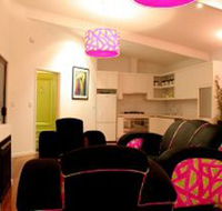 Minnies Bed and Breakfast - New Castle Holiday