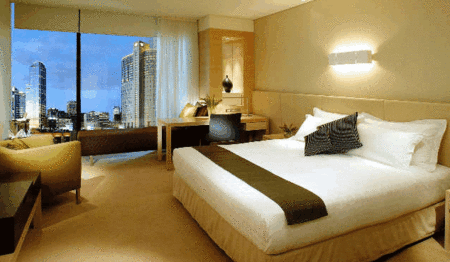 Crown Promenade Hotel - New Castle Holiday