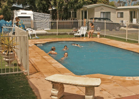 Apollo Bay Holiday Park - New Castle Holiday 0