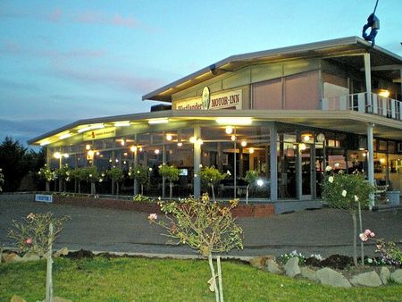 Best Westlander Sundowner Motel - New Castle Holiday 1