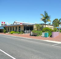 Mallacoota Hotel Motel - New Castle Holiday