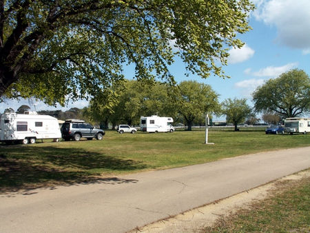 Sale Showground Caravan And Motorhome Park - New Castle Holiday 1