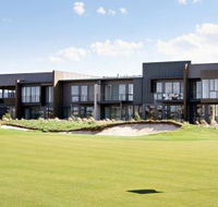 Golf Retreats Torquay - New Castle Holiday