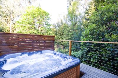 Credo Cottages - New Castle Holiday 0