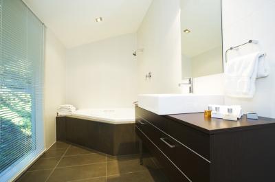 Credo Cottages - New Castle Holiday 4