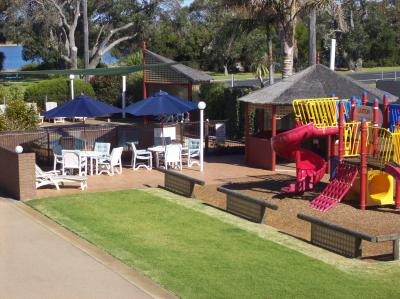 Black Swan Motor Inn - New Castle Holiday 2