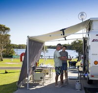 Lake Ainsworth Holiday Park - New Castle Holiday