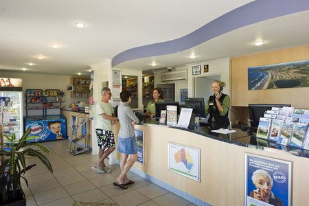 Lake Ainsworth Holiday Park - New Castle Holiday 2