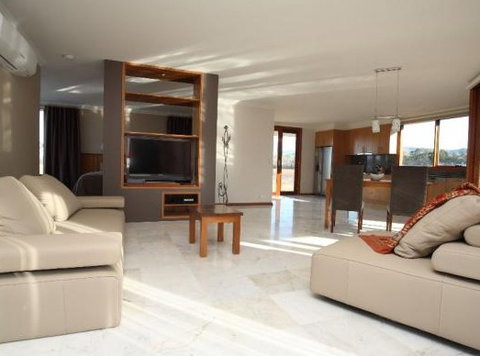 Aurora Cottages - New Castle Holiday 5