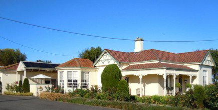 Killara Accommodation - New Castle Holiday 10