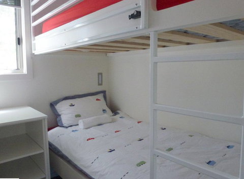 Aireys Inlet Holiday Park - New Castle Holiday 1