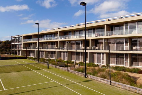 Wyndham Resort Torquay - New Castle Holiday 8