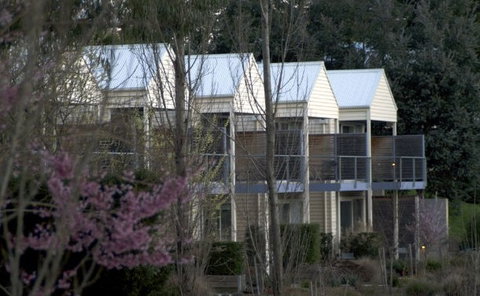 Lake House - New Castle Holiday 2