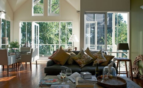 Lake House - New Castle Holiday 6