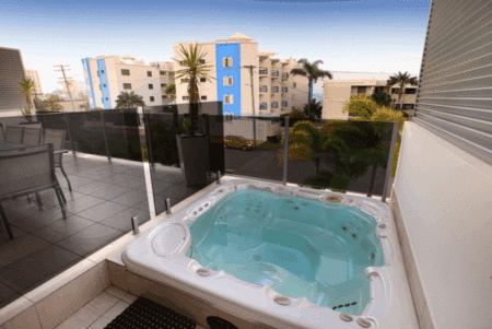 Alex Beach House - New Castle Holiday 3